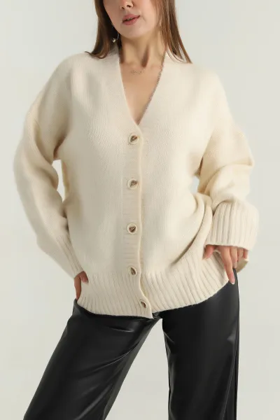 Krem Düğmeli Oversize Kadın Triko Hırka 401058