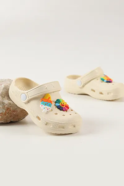 Krem Figürlü Kız Çocuk Sandalet 462478