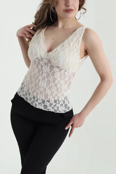 Krem Kolsuz V Yaka Dantel Kadın Bluz 452804