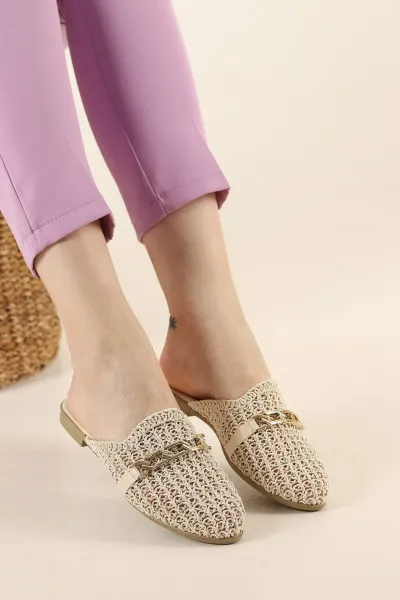 krem-orgu-desen-gold-zincirli-kadin-terlik-275809
