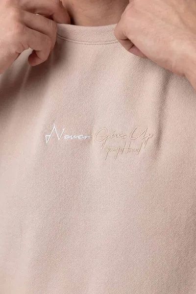 Krem Oversize Bisiklet Yaka Yazı Detaylı Erkek Tişört 465424