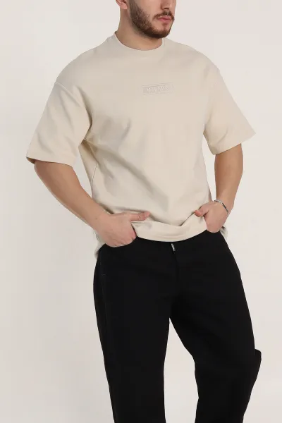 krem-oversize-duble-kumas-nakis-detayli-erkek-tisort-345722