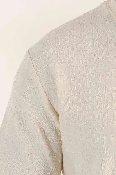 Krem Relaxed Fit Kabartma Desenli Erkek Tişört 358220