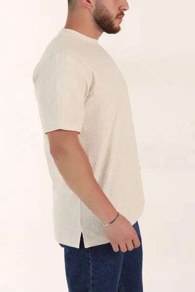 Krem Relaxed Fit Kabartma Desenli Erkek Tişört 358220