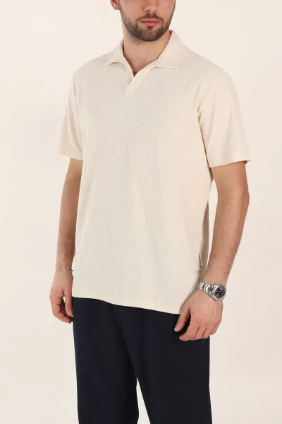 Krem Relaxed Fit Kabartma Desenli Patlı Polo Yaka Erkek Tişört 358280