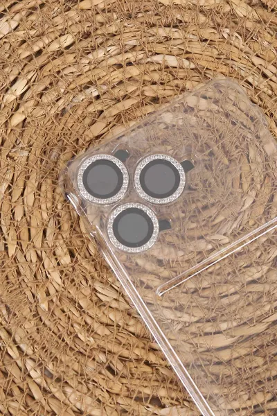 Krem TeknoCase İPhone 15 Pro Uyumlu Ella Diamond Case Serisi Lens Hediyeli Sert Silikon Telefon Kılıfı 457752