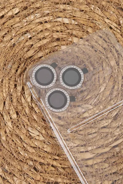Krem TeknoCase İPhone 16 Pro Uyumlu Ella Diamond Case Serisi Lens Hediyeli Sert Silikon Telefon Kılıfı 457816