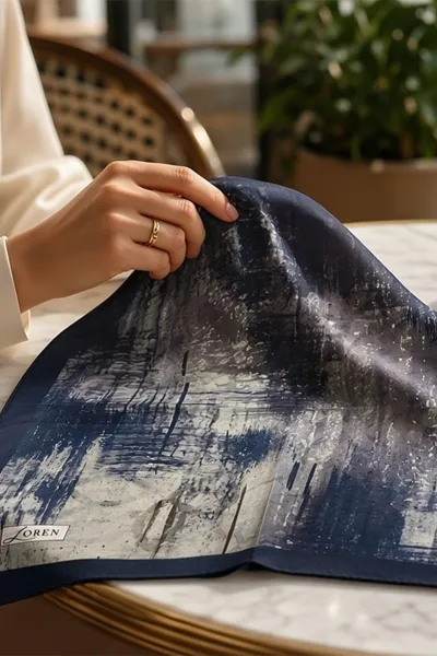 Lacivert 90x90 Cm Dijital Baskılı Tela Desen Kutulu Twill Eşarp 501043