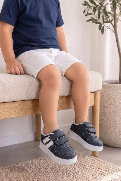 Lacivert Beyaz ( 20 - 25 ) Cırtlı Işıklı Erkek Bebek Spor Ayakkabı 489613
