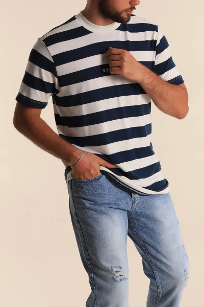 Lacivert Beyaz Çizgili Relaxed Fit Yazı Detay Erkek Triko Tişört 279246