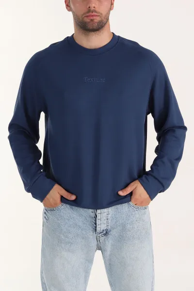 lacivert-bisiklet-yaka-yazi-detayli-erkek-sweatshirt-396243