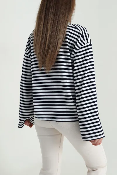 Lacivert Çizgili Baskılı Kadın Sweatshirt 494411