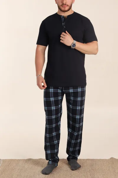 lacivert-ekose-desenli-3-dugmeli-kisa-kol-erkek-pijama-takimi-357474