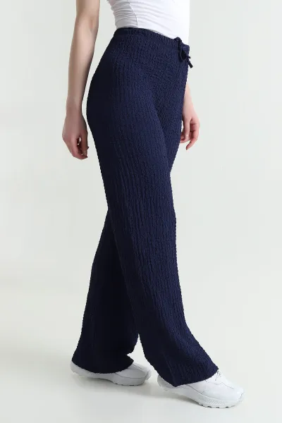 lacivert-gofre-kumas-kadin-pantolon-449956