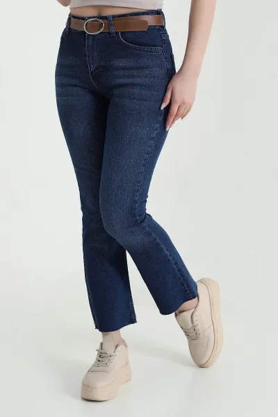 lacivert-kesik-paca-likrali-kemerli-kadin-kot-pantolon-449811