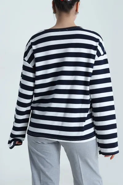 Lacivert Oversize Çizgili Nakışlı Oysho Kadın Sweat 492885