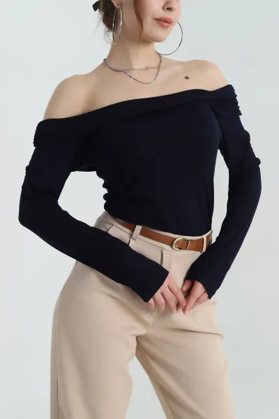 Lacivert Oysho Madonna Yaka Kadın Bluz 417151