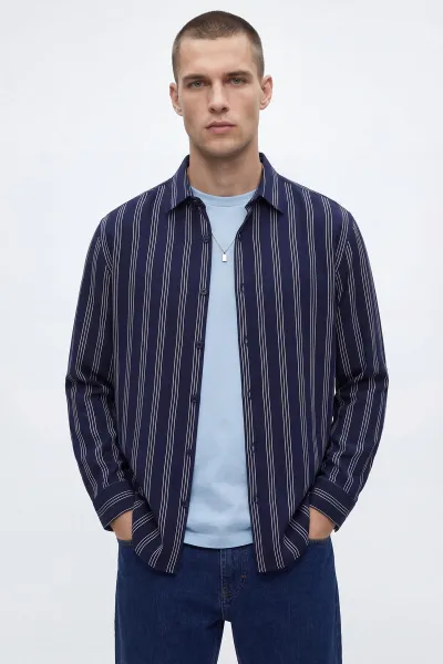 lacivert-relaxed-fit-cizgili-erkek-gomlek-435783