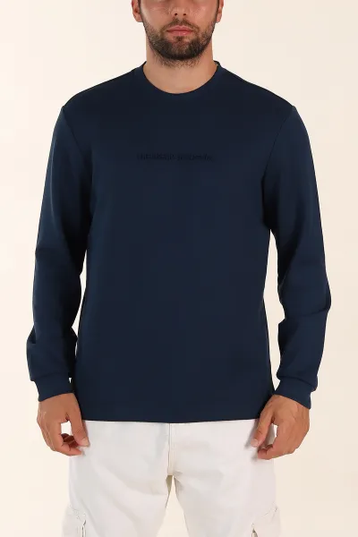 lacivert-relaxed-fit-oysho-kumas-kabartma-yazili-erkek-sweatshirt-393292