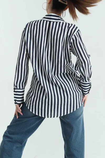 Lacivert Saten Dokuma Geçişli Oversize Gömlek 334917