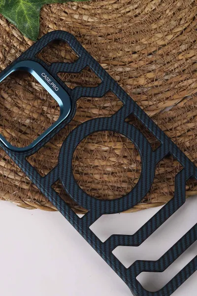 Lacivert TeknoCase İPhone 16 Pro Max Uyumlu Creative Fiber Case Serisi Lens Hediyeli Vakumlu Sert Silikon Telefon Kılıfı 430926