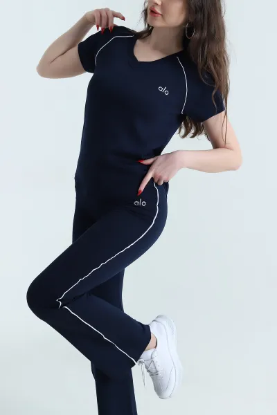 lacivert-v-yaka-likrali-modal-kadin-ikili-takim-444146