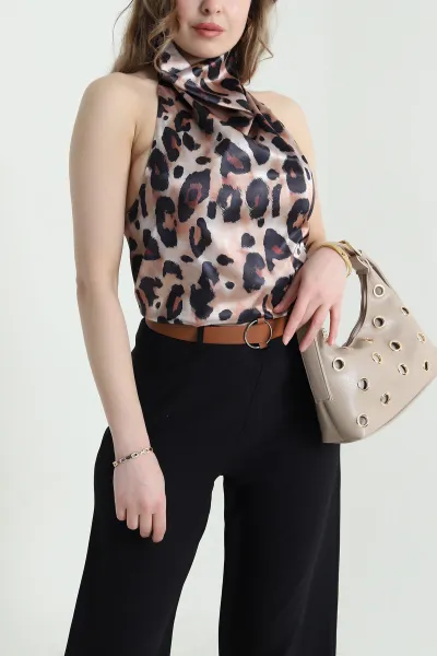 Leopar Sırt Dekolteli Saten Kadın Bluz 441139