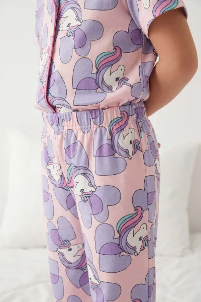 Lila (4-12 Yaş)Karakter  Baskılı Kısa Kol Ön Düğmeli Göz Bandı Detaylı Kız Çocuk Pijama Takım 453236