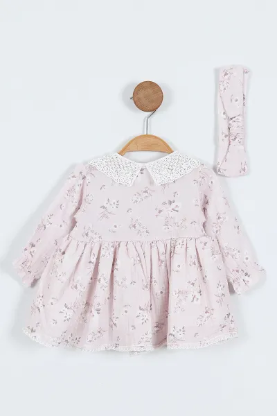 Lila (6-24 Ay)Çiçek Desenli Dantel Yaka Bandanalı Müslin Kız Bebek Elbise 340689