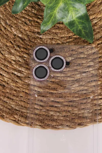 Lila TeknoCase İPhone 15 Pro Uyumlu Nelly Diamond Serisi Taşlı Lens Hediyeli Sert Silikon Telefon Kılıfı 480940
