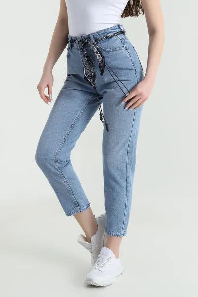 Mavi Fularlı Mom Kadın Kot Pantolon 450264