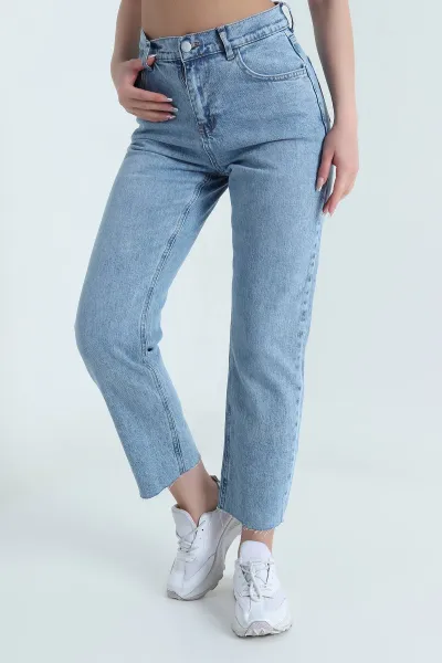Mavi Kesik Paça Mom Kadın Kot Pantolon 456431