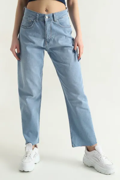 Mavi Lazer Paça Likralı Mom Kadın Kot Pantolon 346045
