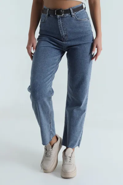Mavi Lİkralı Kemerli Boyfit Kadın Kot Pantolon 489583