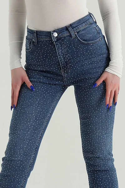 Mavi Taşlı Cepli Mom Kadın Kot Pantolon 424161