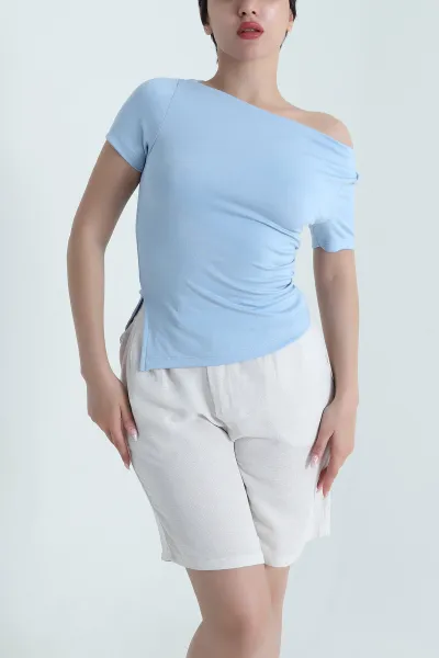 Mavi Yanı Büzgülü Kadın Bluz 465398