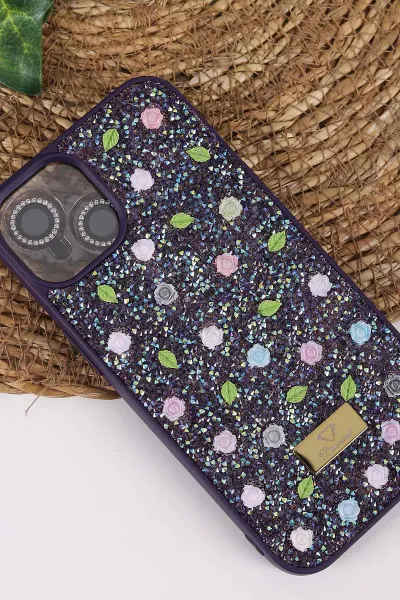 Mor TeknoCase İPhone 13 Uyumlu Rose Diamond Case Serisi Gül Desenli Lens Hediyeli Sert Silikon Telefon Kılıfı 450124