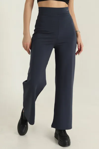 oysho-sardonlu-likrali-bol-paca-kadin-alt-417244