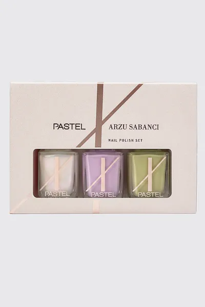 Pastel X Arzu Sabancı Oje Set (No:4) 466395