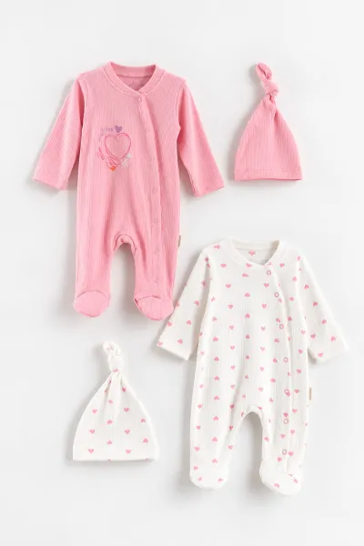 Pembe (0-3 Ay)Kalp Baskılı Fitilli Kumaş Patikli ve Şapkalı 2'li Kız Bebek Tulum 497906