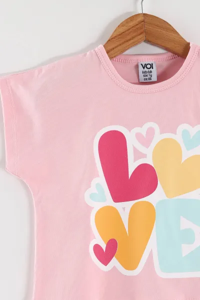Pembe (0-4 Yaş) Love Baskılı Tişörtlü Desenli Şortlu Süprem Kız Çocuk Yazlık Takım 461135