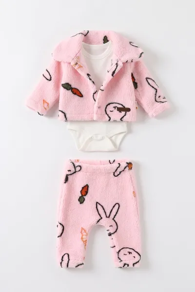 Pembe (0-9 Ay) Zıbınlı  Tavşan Desenli Peluş Ceket ve Pantolonlu Kız Bebek 3'lü Takım 495693
