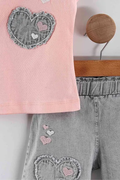 Pembe (1-5 Yaş) Kalp  Nakışlı Süprem Tişörtlü Kot Şortlu Kız Çocuk Yazlık Takım 455824