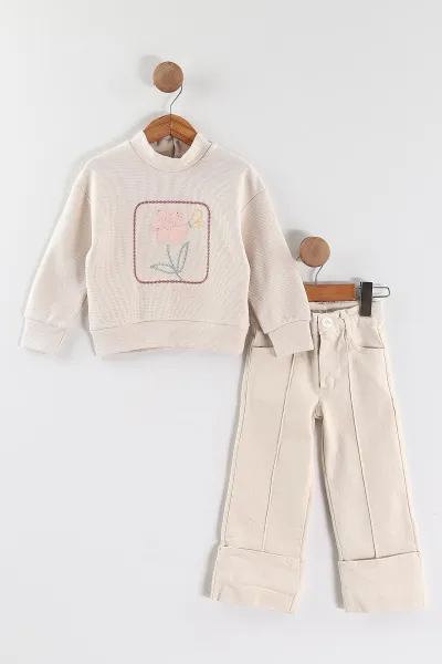 Pembe (1-5 Yaş) Kapitone Çiçek Nakışlı Yelekli    Gabardin Pantolonlu  Kız Çocuk 3'lü Takım 443844