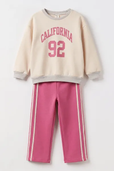 Pembe (1-9 Yaş) Calıfornia Baskılı Üç İp Şardonlu Kız Çocuk Takım 502352