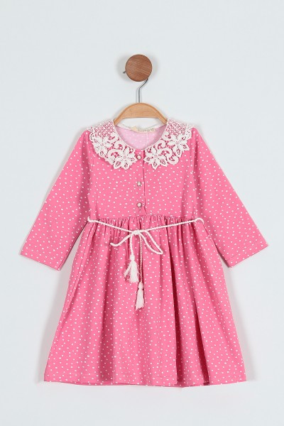 pembe-2-5-yas-puantiyeli-dugmeli-dantelli-yaka-detayli-kiz-cocuk-elbise-203114