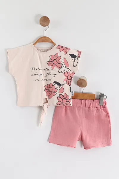 pembe-2-5-yascicek-baskili-bel-baglamali-muslin-sortlu-kiz-cocuk-takim-436941