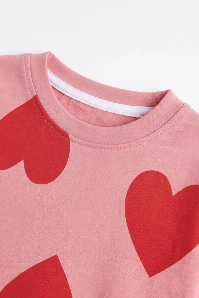 Pembe (3-8 Yaş) Büyük Kalp Baskılı 2 İp Sweatli Fitilii İspanyol Taytlı Kız Çocuk Takım 484940