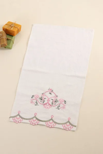 Pembe 30x50 cm Kadife Nakışlı Havlu 288724