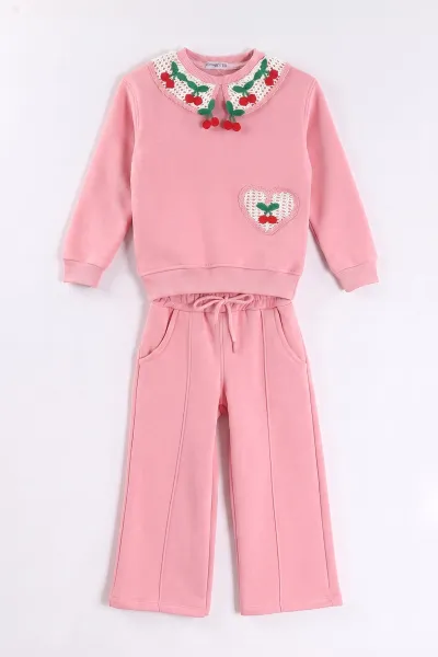 Pembe (4-11 Yaş) Yakası Kiraz Nakışlı 3 İp Şardonlu Kız Çocuk Kışlık Takım 483043